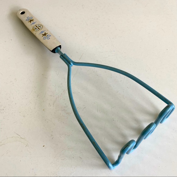 Vintage Potato Masher - Picture 2 of 3